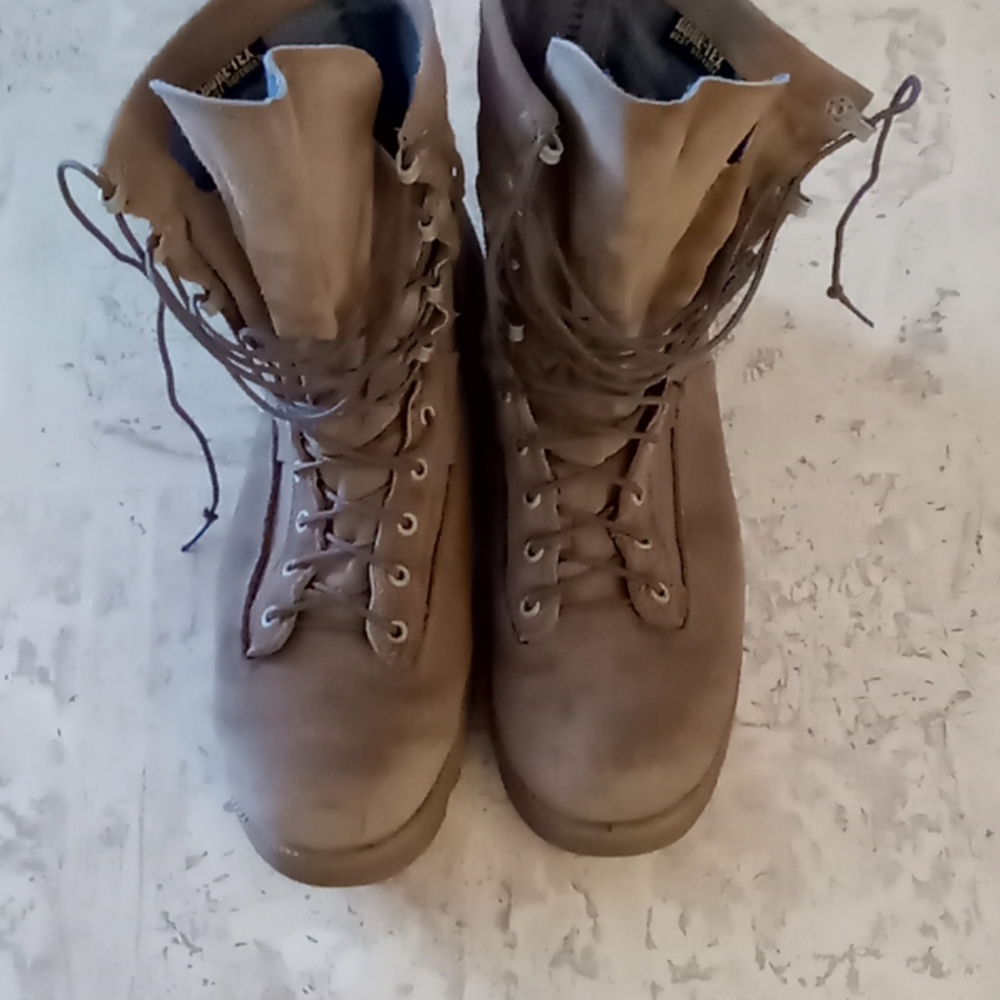 Belleville Gore-Tex combat boots